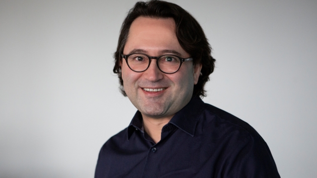 Nachhaltig verpacken und klug kommunizieren - Bernd Draser lehrt seit 2004 an der Ecosign Akademie in Köln. Als Hochschullehrer verantwortet er den Bereich 'Nachhaltiges Design' - Quelle: Nola Bunke
